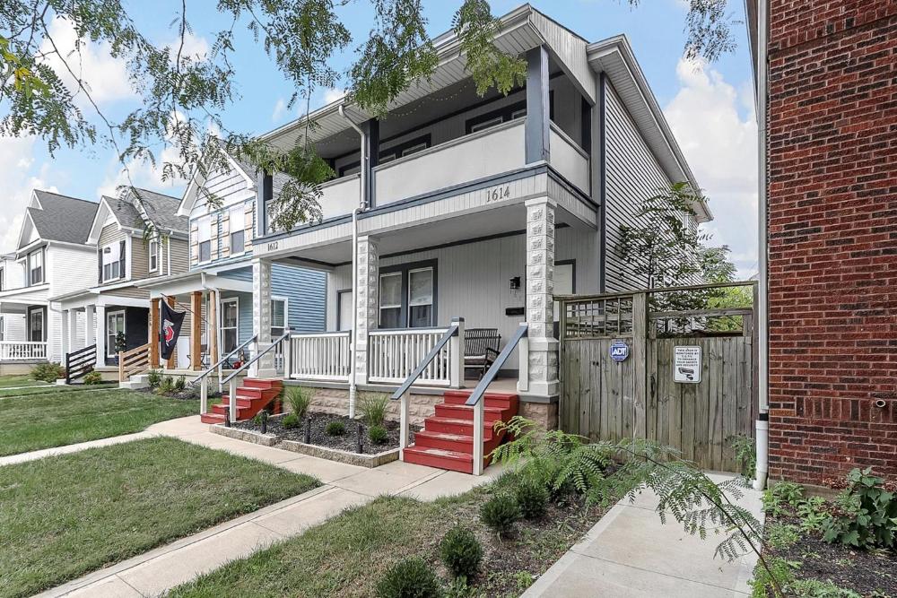 Modern 2BR near DT, 8min walk to Park&Conservatory